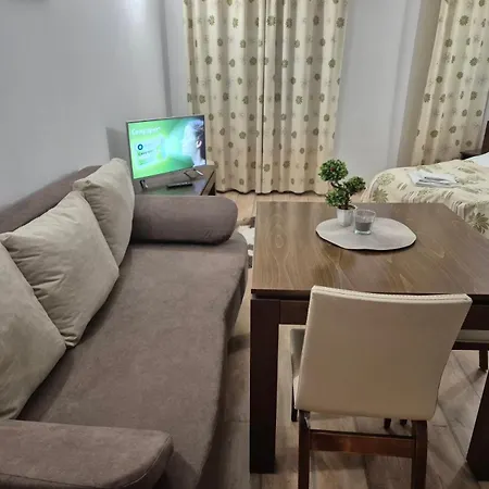 Stream Spa Suite דירה *