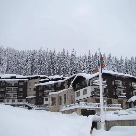 Stream Spa Suite דירה